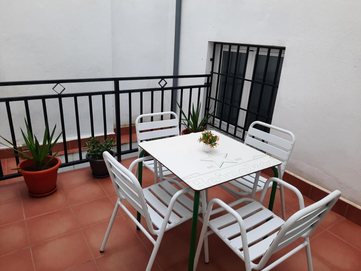 Apartamentos Clavero 10 Plasencia Exterior foto
